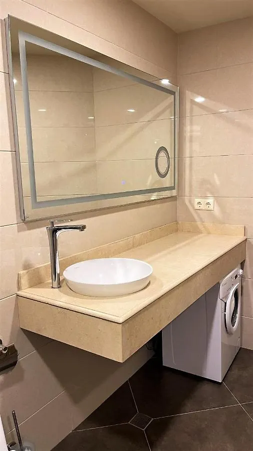 Dreamland Oasis By Beliani G&O Apartment Batumi 0*,