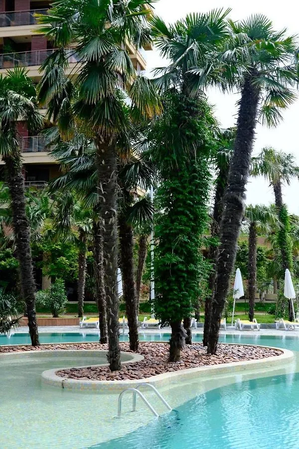 Dreamland Oasis By Beliani G&O Apartment Batumi