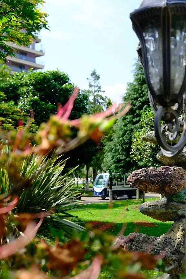 Dreamland Oasis By Beliani G&O Apartment Batumi 0*,  Georgia