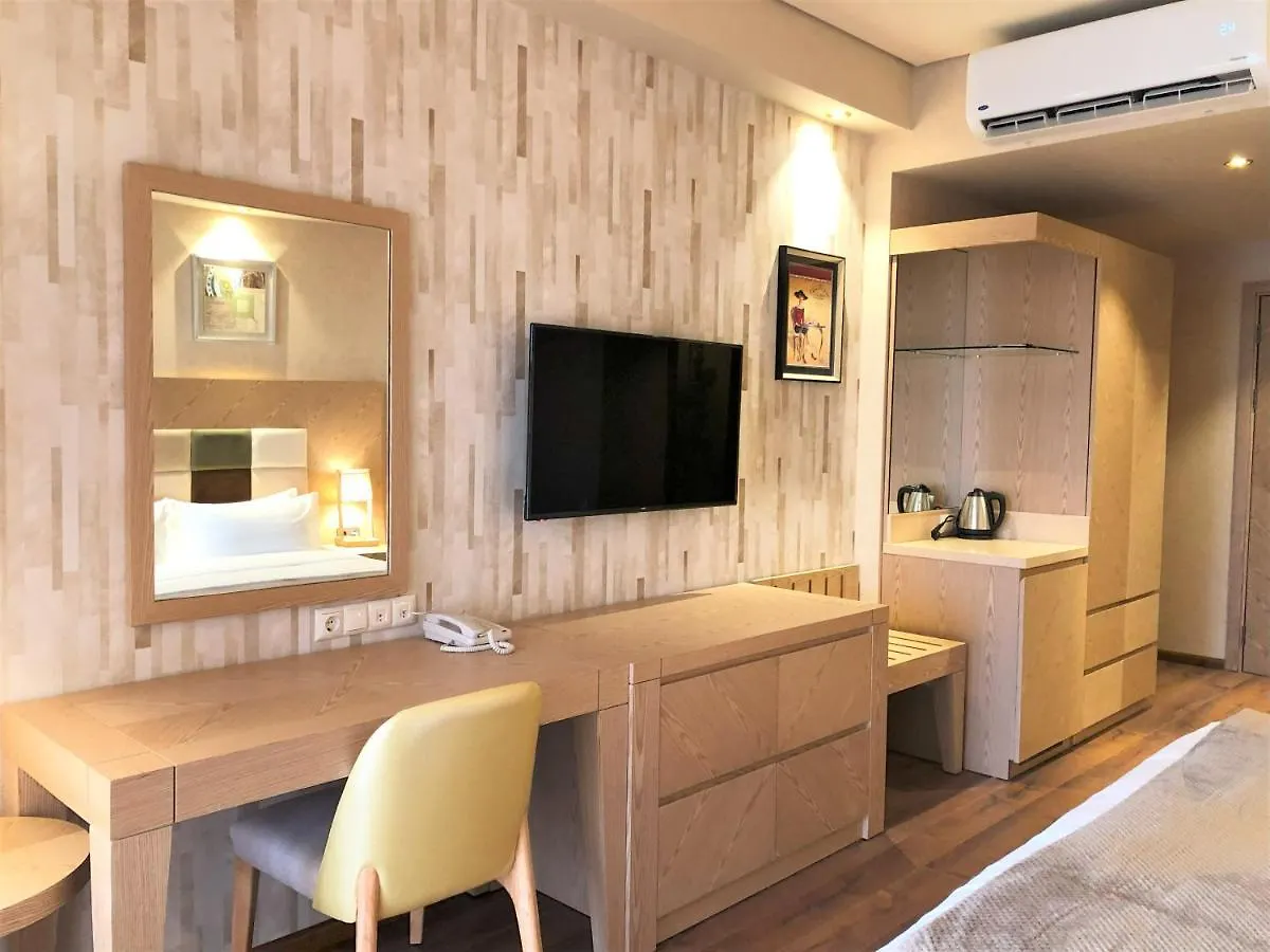 Dreamland Oasis By Beliani G&O Apartment Batumi