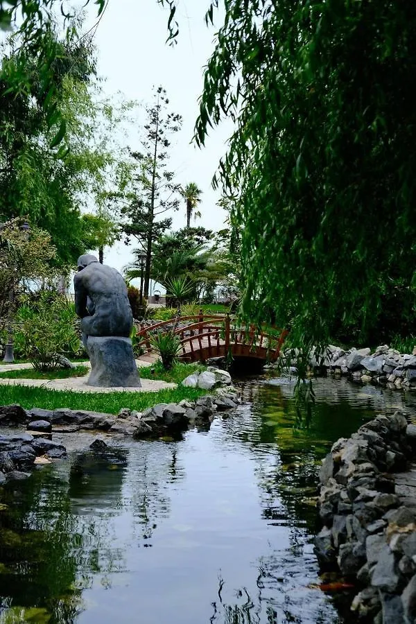 Dreamland Oasis By Beliani G&O Apartment Batumi